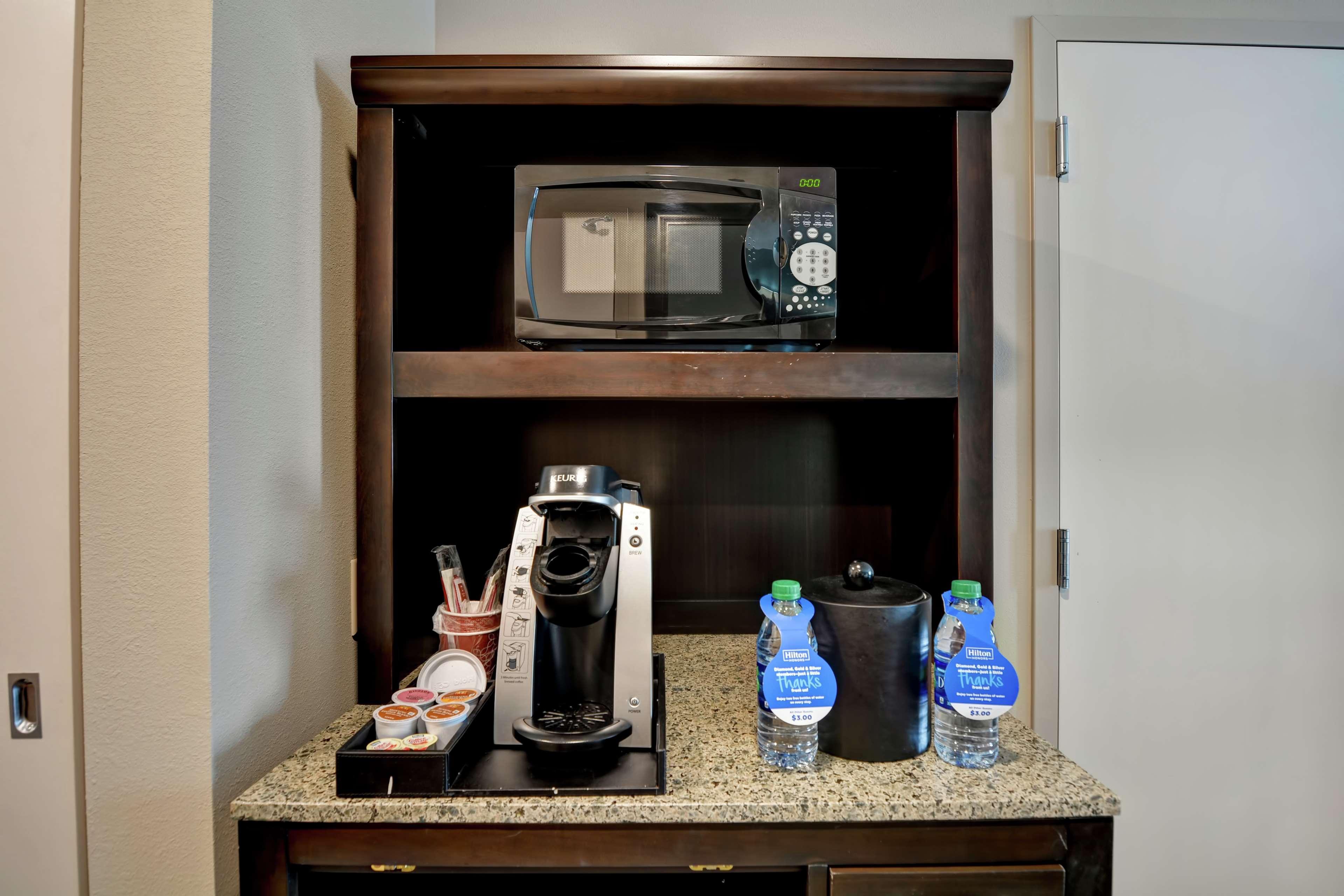 Hilton Garden Inn West Little Rock Eksteriør bilde